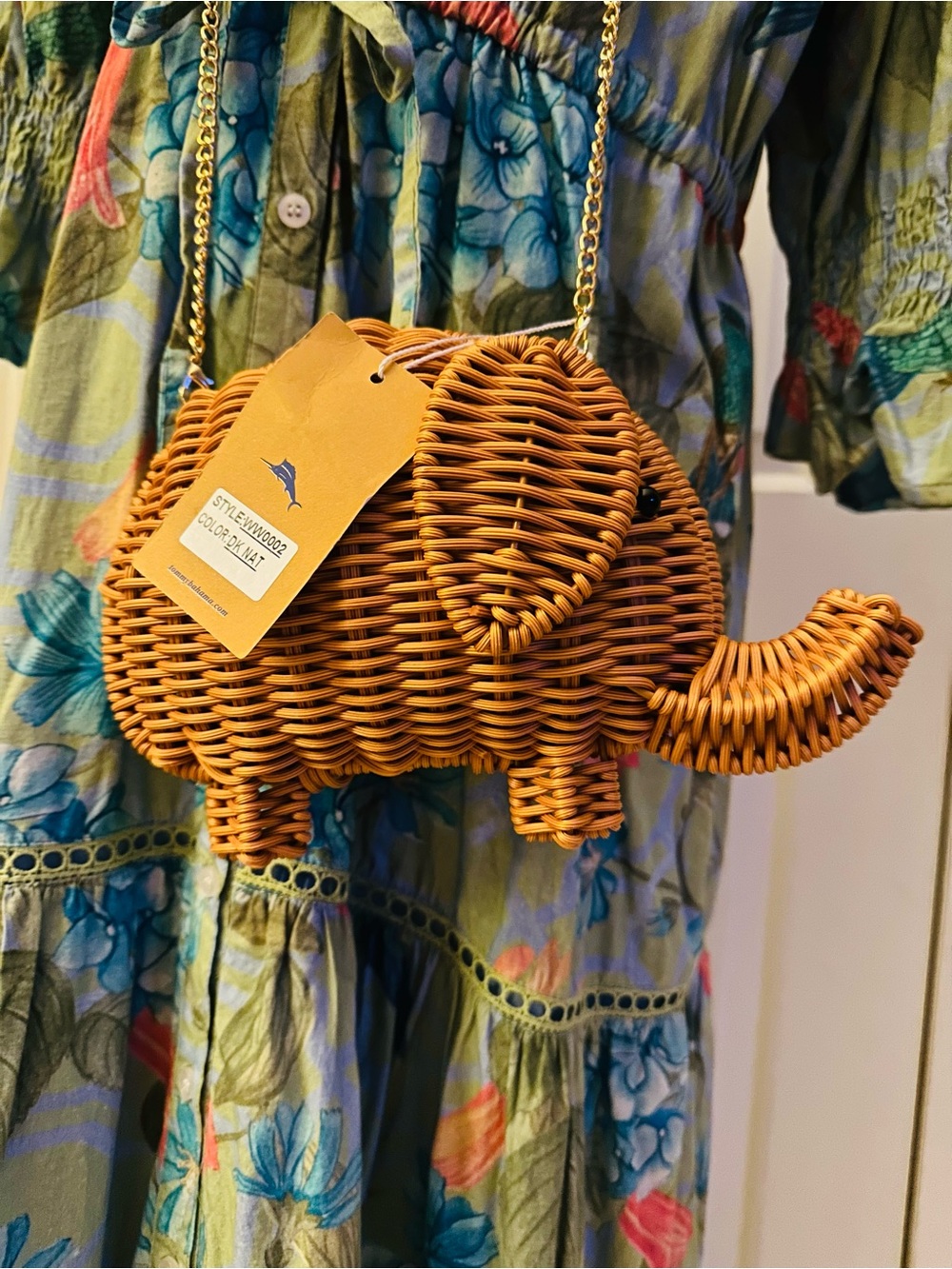 NWT Tommy Bahama natural rattan elephant crossbody bag